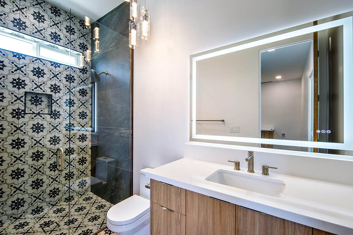 Modern Bathroom