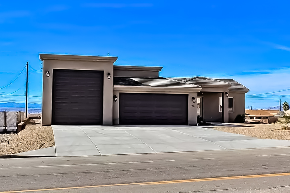 McColloch Blvd House